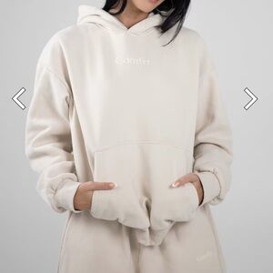 Comfrt Women's Cream Hoodie